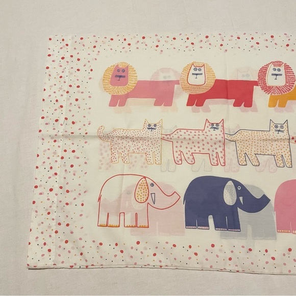 Vintage 1982 J P Stevens Utica Animals Zoo Pillowcase Lot of 2 - Picture 13 of 16